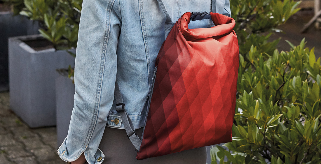 Gym bag presented as BACKPACK DIAMOND